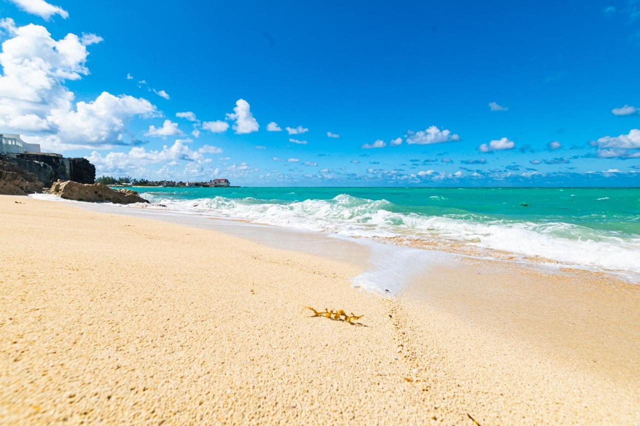 Studio 7 - Oceanfront Apartment Nassau Exterior photo