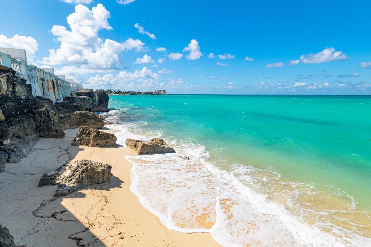 Studio 7 - Oceanfront Apartment Nassau Exterior photo